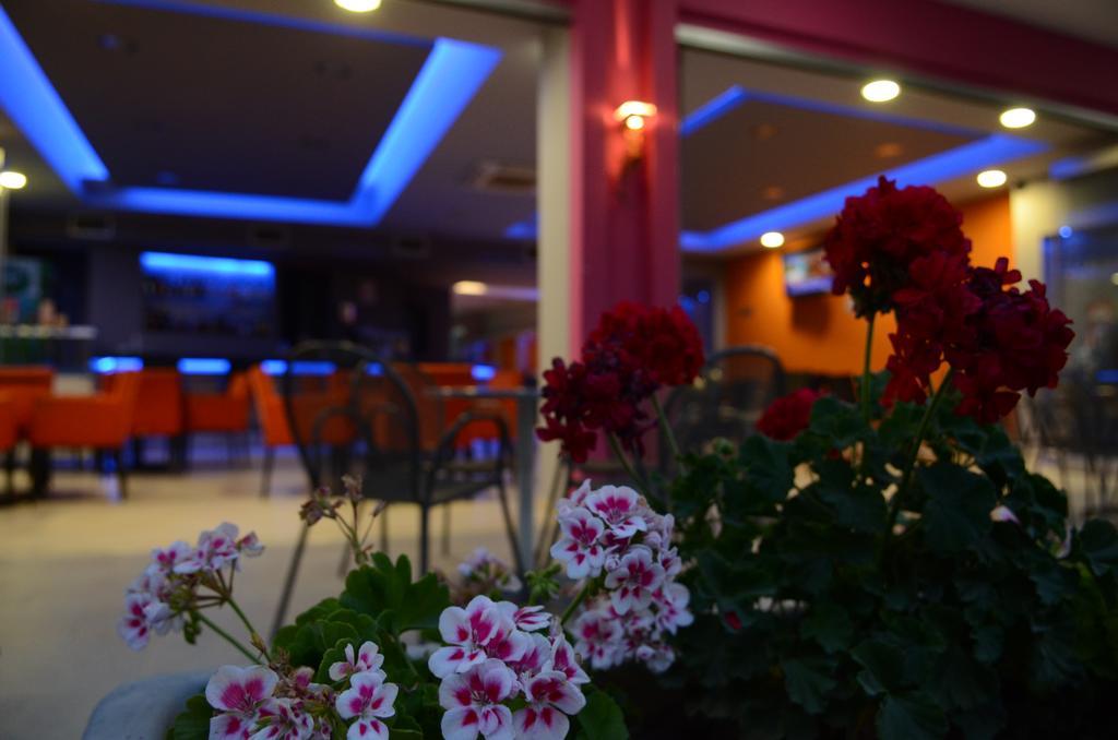 Papanikolaou Rooms Neochori  Exterior foto